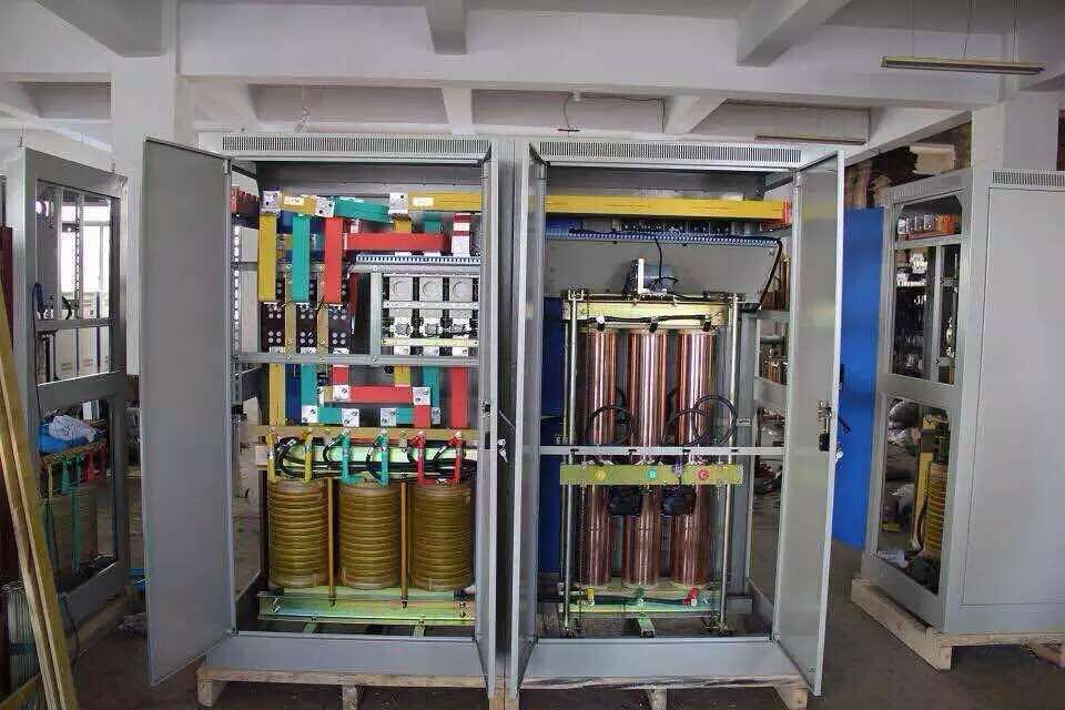 SBW-500KVA三相补偿式全自动电力E_? /><i></i>
                    </p>
                    <p><h1>SBW-500KVA三相补偿式全自动电力E_?/h1></p>
                    <p><p>  </p><p>技术性能指标<br/>    ■输入电压：三相380Vu20% 单相220Vu20%</p><p>    ■输出电压：三相380V  单相220V</p><p>    ■效率高Q＞98%</p><p>    ■不产生波Ş畸变</p><p>    ■电压调节^E?/p><p>    ■绝~电阠Z2MΩ</p><p>    ■适用L负蝲Q阻性、容性、感性）</p><p>    ■稳压精?-5%可调</p><p>    ■设有过压、欠压、相序等多种保护</p><p><br/></p></p>
                </div>
                <div   id=